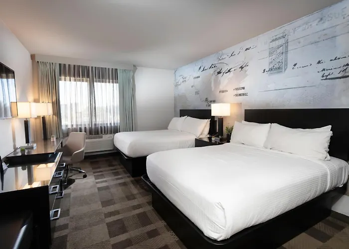 Silver Sevens & CasinoCasino Hotel